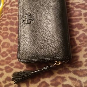 Perfect Tory Burch Black Leather Wallet *tassle*